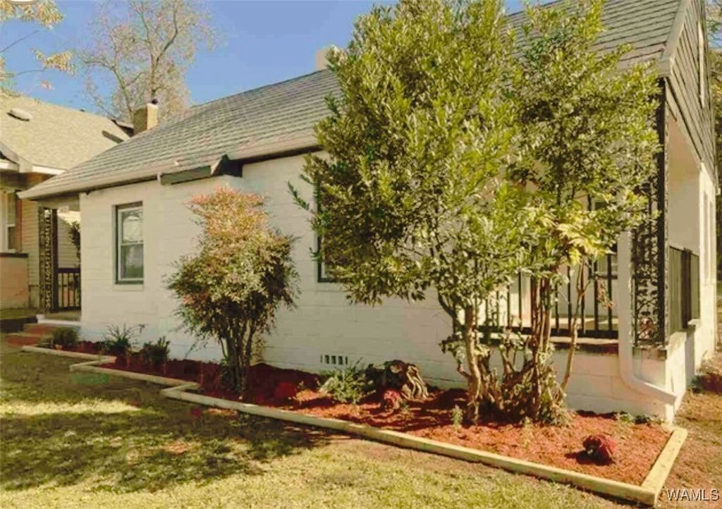 1621 Dartmouth, Bessemer, AL 35020