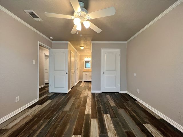 1617 Edge Hill Road, Benbrook, TX 76126