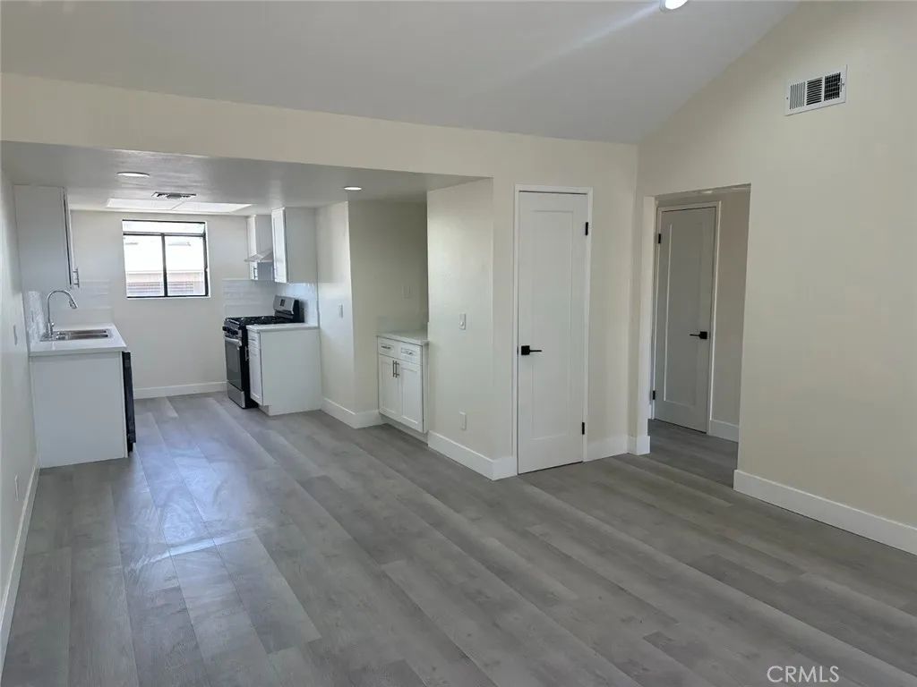 44155 10th West, Lancaster, CA 93534