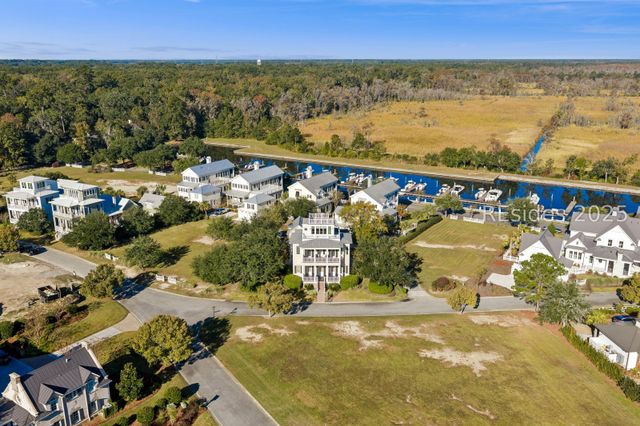 17 Riverview Dr, Richmond Hill, GA 31324