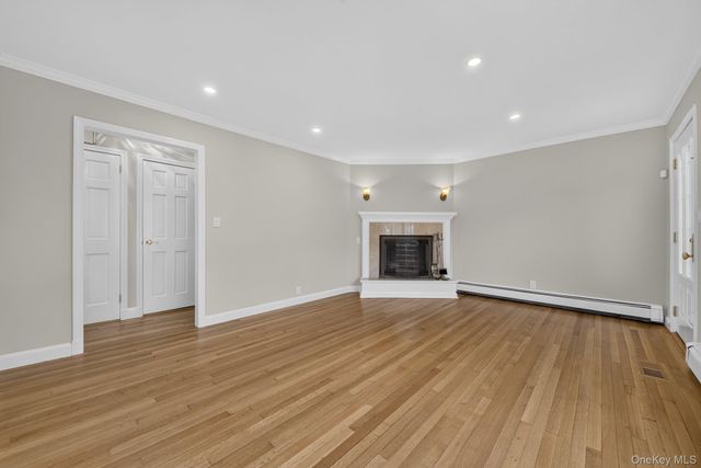 37 Harding Avenue, Valhalla, NY 10595