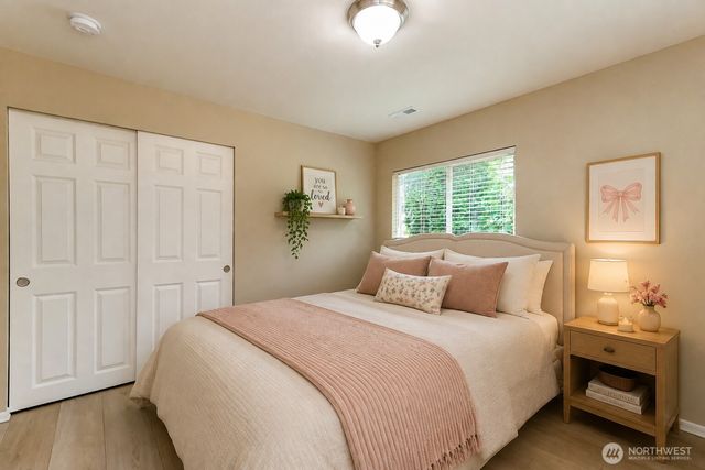 11049 18th Avenue SW, Seattle, WA 98146