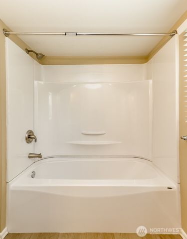 11049 18th Avenue SW, Seattle, WA 98146