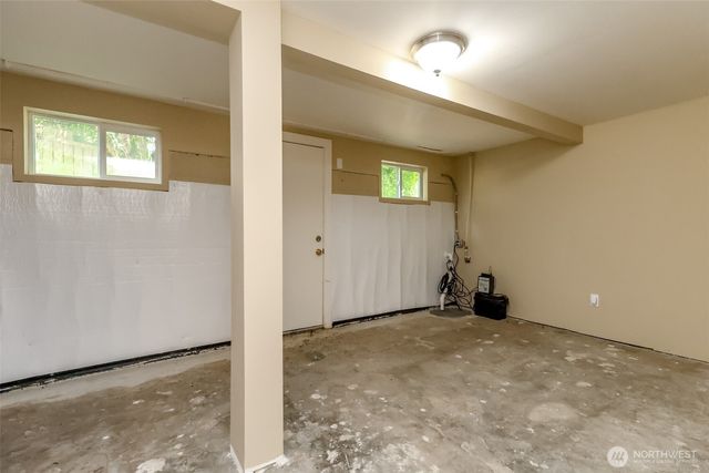 11049 18th Avenue SW, Seattle, WA 98146