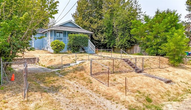 11049 18th Avenue SW, Seattle, WA 98146