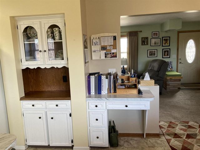 8453 Hanna Lake Avenue, Caledonia, MI 49316