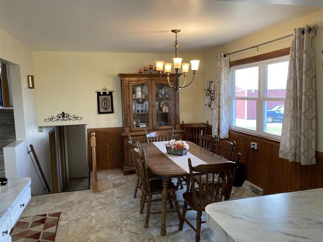 8453 Hanna Lake Avenue, Caledonia, MI 49316