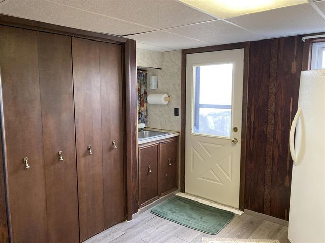 8453 Hanna Lake Avenue, Caledonia, MI 49316