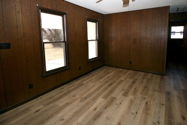 314 E Jackson Street, Marshfield, MO 65706