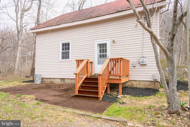 326 KEYSER RUN RD, Washington, VA 22747