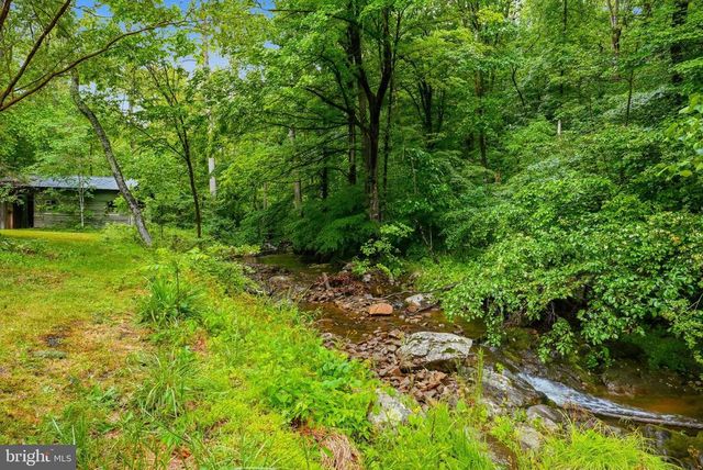 326 KEYSER RUN RD, Washington, VA 22747