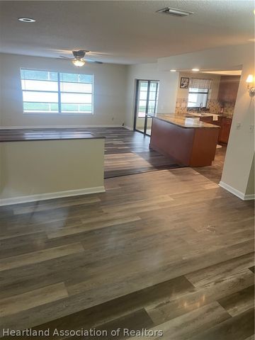 302 Lotus Avenue, Sebring, FL 33872