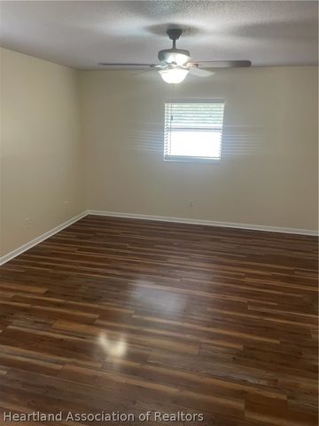 302 Lotus Avenue, Sebring, FL 33872