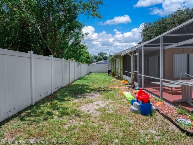 302 Lotus Avenue, Sebring, FL 33872