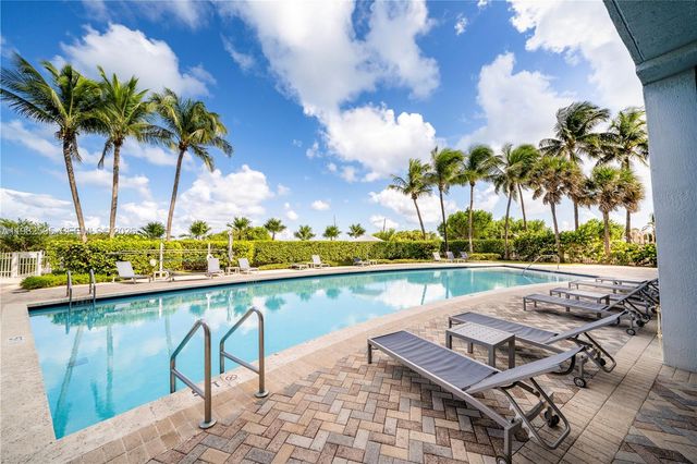 6515 Collins Ave 1507, Miami Beach, FL 33141