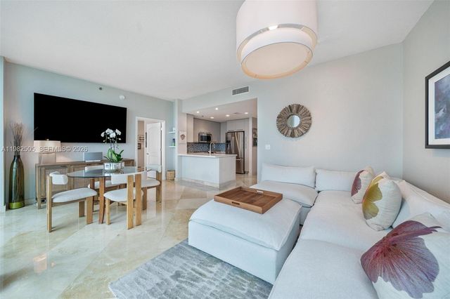 6515 Collins Ave 1507, Miami Beach, FL 33141