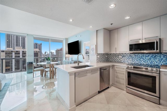 6515 Collins Ave 1507, Miami Beach, FL 33141