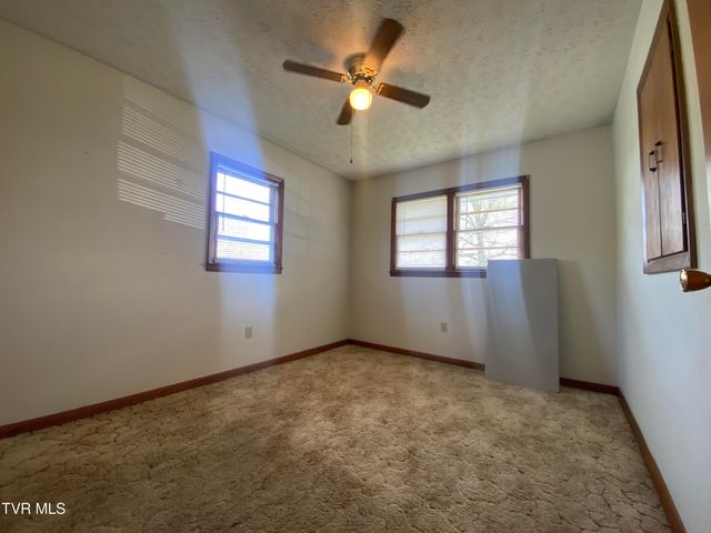 509 Weeks Avenue, Kingsport, TN 37660