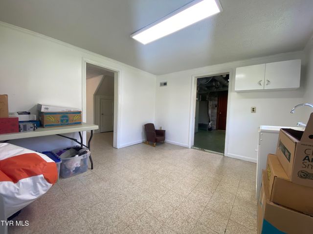 509 Weeks Avenue, Kingsport, TN 37660