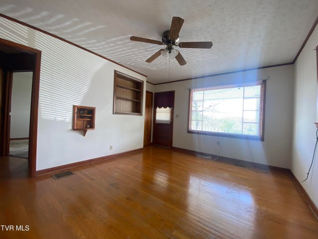 509 Weeks Avenue, Kingsport, TN 37660