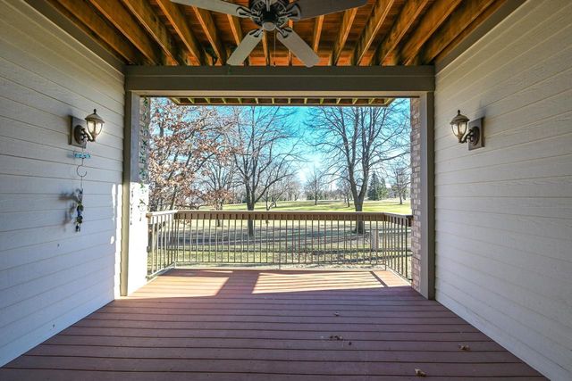 7513 W Tuckaway Pines CIRCLE, Franklin, WI 53132