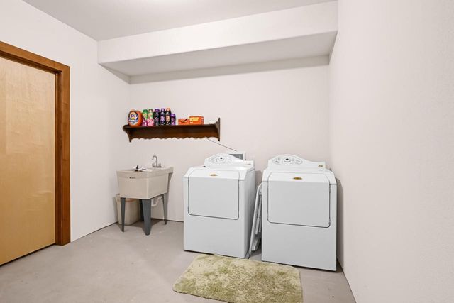 7513 W Tuckaway Pines CIRCLE, Franklin, WI 53132