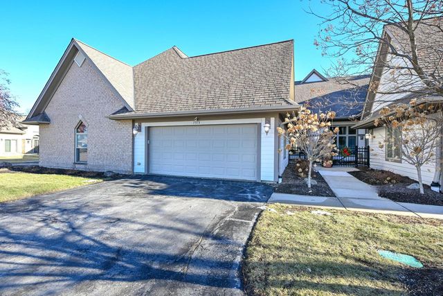 7513 W Tuckaway Pines CIRCLE, Franklin, WI 53132