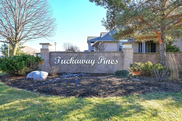 7513 W Tuckaway Pines CIRCLE, Franklin, WI 53132