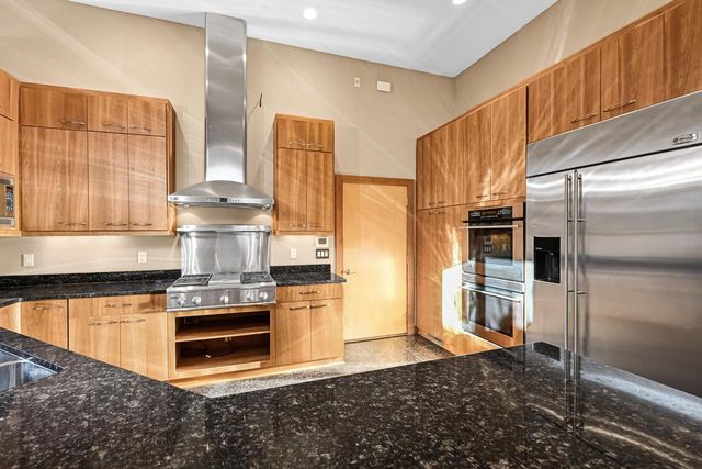 7513 W Tuckaway Pines CIRCLE, Franklin, WI 53132