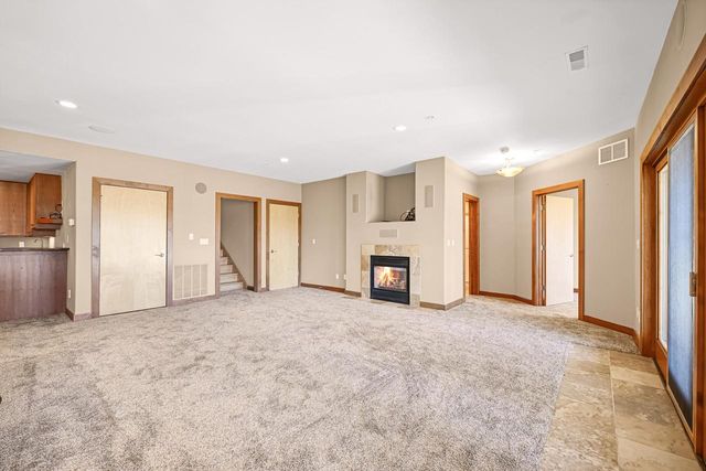 7513 W Tuckaway Pines CIRCLE, Franklin, WI 53132