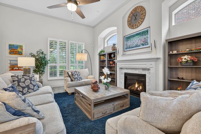120 E Tupelo Green Circle, Spring, TX 77389