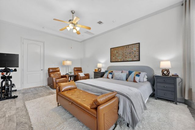 120 E Tupelo Green Circle, Spring, TX 77389