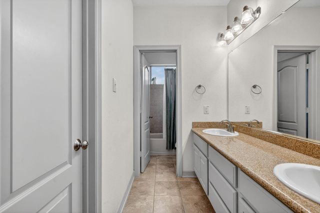 120 E Tupelo Green Circle, Spring, TX 77389