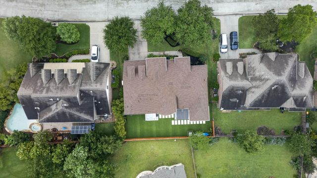 120 E Tupelo Green Circle, Spring, TX 77389