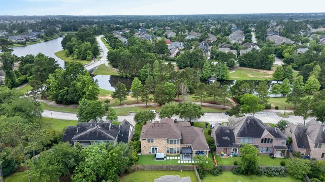 120 E Tupelo Green Circle, Spring, TX 77389