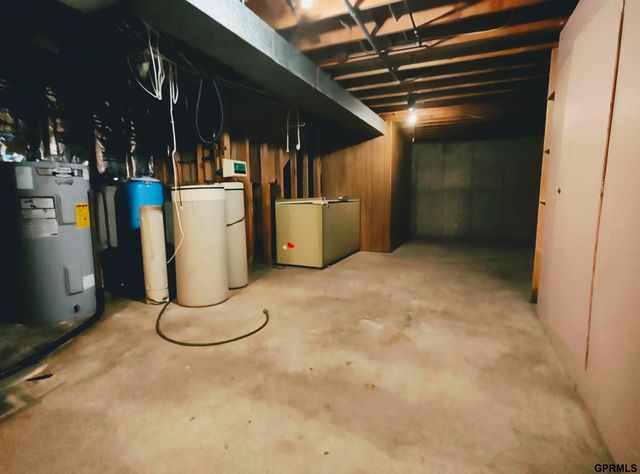 1749 Dixie Trail, Lincoln, NE 68527