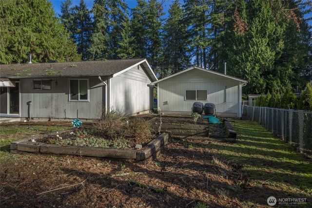 2202 Tacoma Point Drive E, Lake Tapps, WA 98391