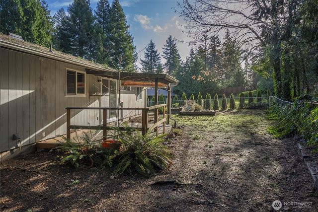 2202 Tacoma Point Drive E, Lake Tapps, WA 98391