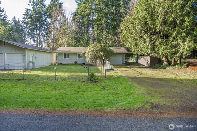 2202 Tacoma Point Drive E, Lake Tapps, WA 98391