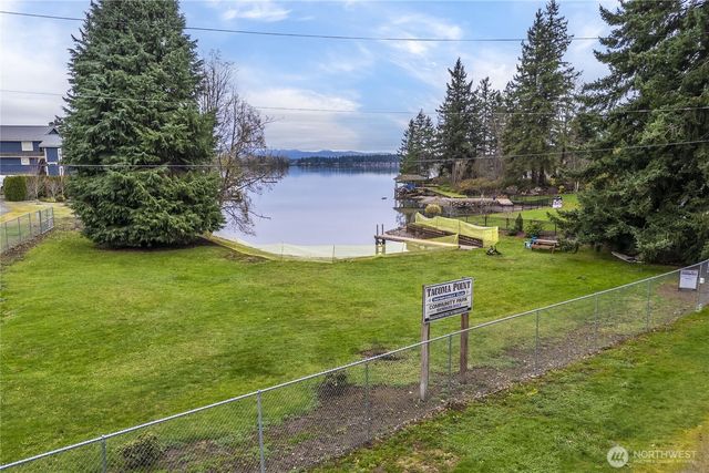 2202 Tacoma Point Drive E, Lake Tapps, WA 98391