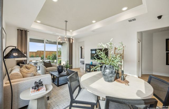 2089 Pinyon Dr, New Braunfels, TX 78132