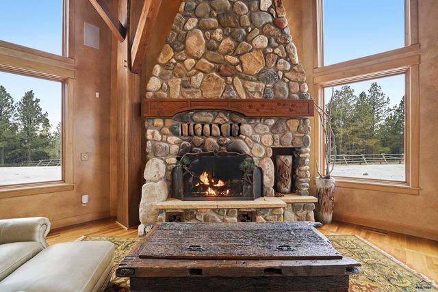 24741 TIMBER RIDGE RD, Hermosa, SD 57744