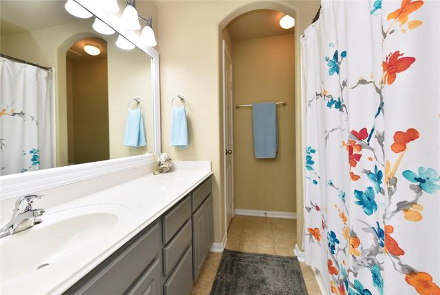 21303 Beverly Chase Drive, Richmond, TX 77406