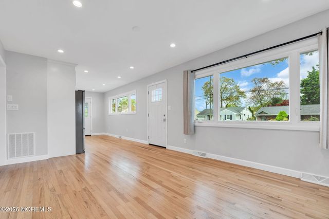 2223 Edgar Road, Point Pleasant, NJ 08742