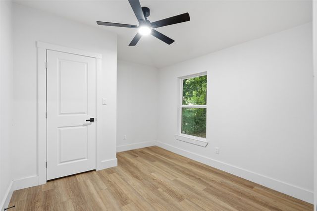 1413 N Wilhite Street, Cleburne, TX 76031