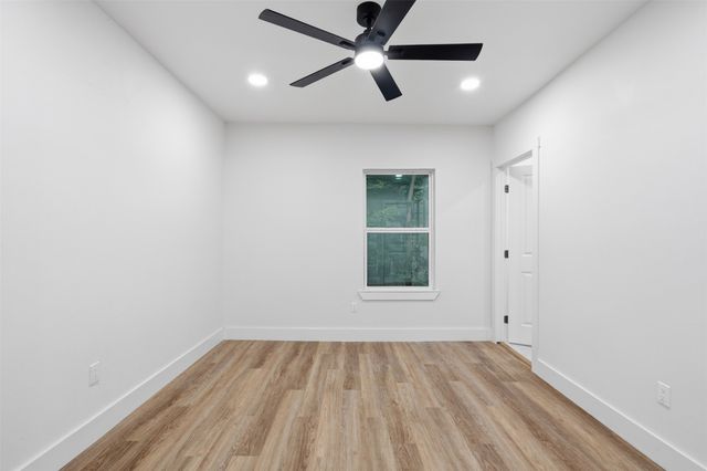 1413 N Wilhite Street, Cleburne, TX 76031