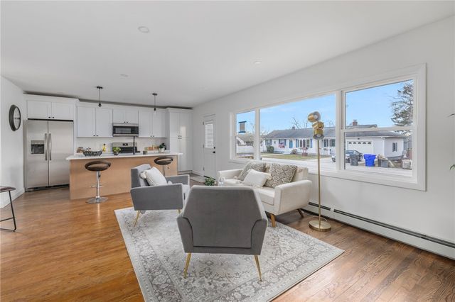 26 Ledge Drive, West Warwick, RI 02893