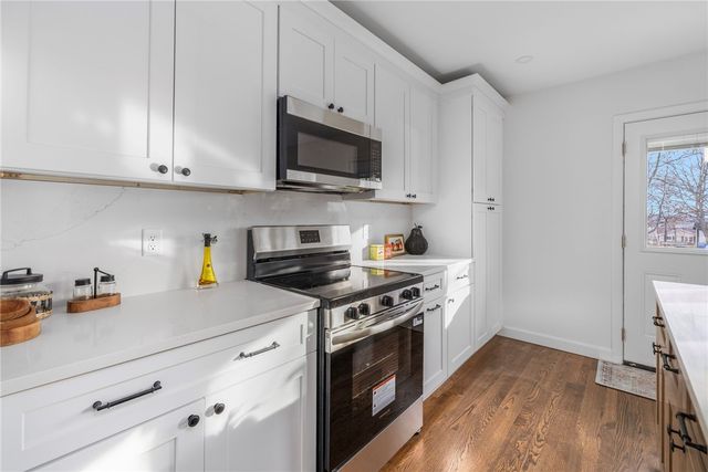 26 Ledge Drive, West Warwick, RI 02893