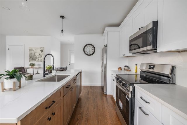 26 Ledge Drive, West Warwick, RI 02893