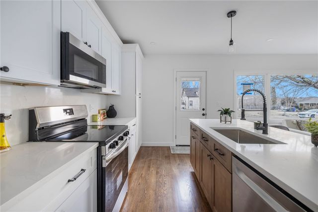 26 Ledge Drive, West Warwick, RI 02893